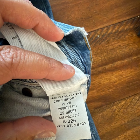 Abercrombie & Fitch 90s Straight Ultra High Rise size 25 Short 28.5” inseam - Picture 10 of 10